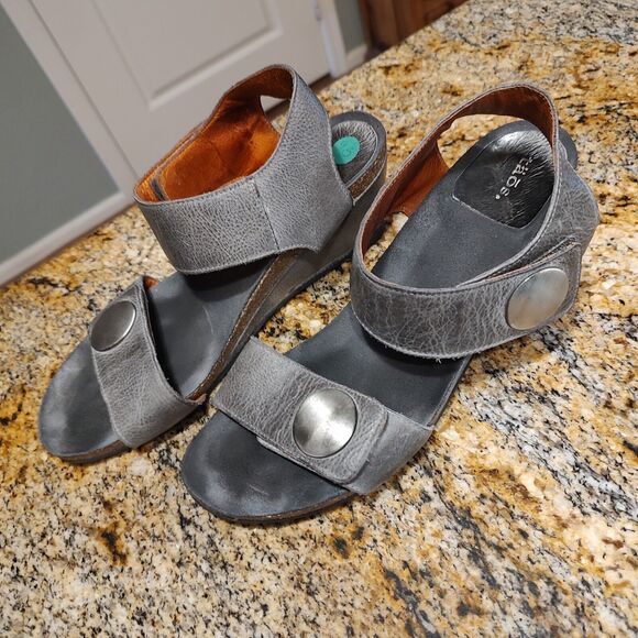 Taos Carousel 2 Platform Wedge Sandals Gray Ankle Strap Cork Mid Heel Sz US 11 - Picture 2 of 14